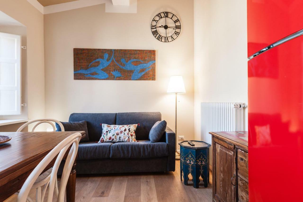 Affordable Suite With A View In The Heart Of Λούκα Εξωτερικό φωτογραφία